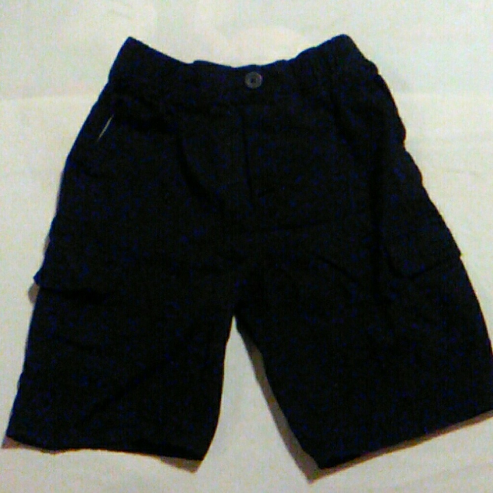 Levi cargo shorts